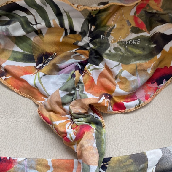 Boys + Arrows 3 piece bikini set size medium - Picture 5 of 6